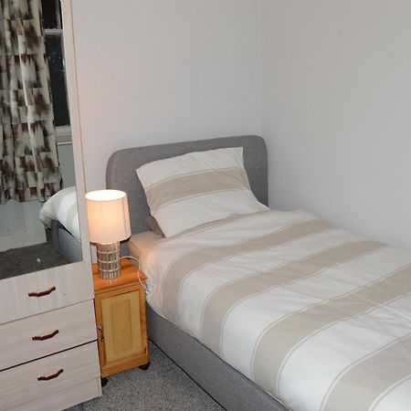 Carnegie Holiday Cottage Dunfermline Extérieur photo